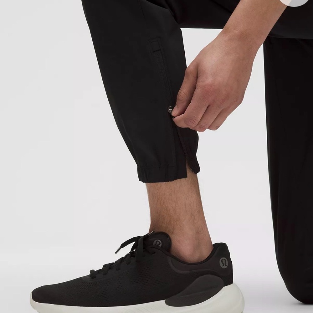 Lululemon Pace Breaker Jogger - size L - Picture 4 of 10
